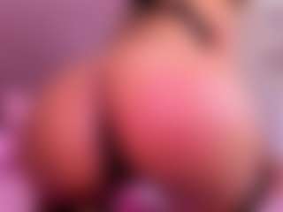 Jazmine-Bloom's Live Sex Cam Show
