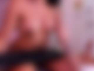 Jazmine-Bloom's Live Sex Cam Show