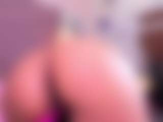Jazmine-Bloom's Live Sex Cam Show