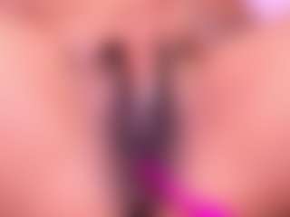 Jazmine-Bloom's Live Sex Cam Show