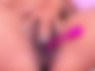 Jazmine-Bloom's Live Sex Cam Show