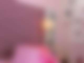 Live cam show with Jazmine-Bloom - Full Nudity on Camsoda