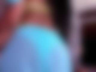 Live-camshow met Jazmine-Bloom - Control op Camsoda