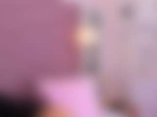 Live cam show with Jazmine-Bloom - Morena on intimatelivegirls.com