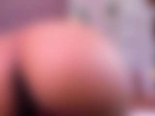 Jazmine-Bloom's Live Sex Cam Show