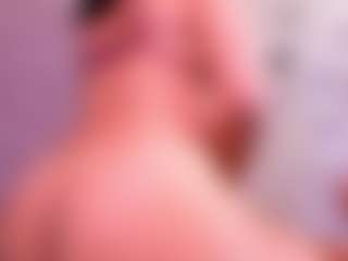 Live cam show with Jazmine-Bloom - Drinking on xplaylive.com