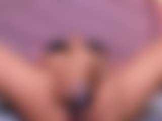 Jazmine-Bloom's Live Sex Cam Show