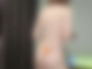 Live cam show with JonieIngrum - Average on Streamer API
