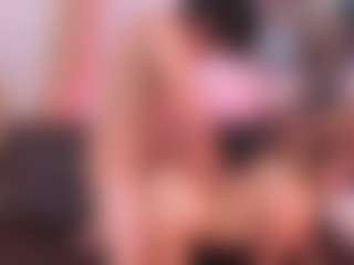 submissive-extremee's Live Sex Cam Show