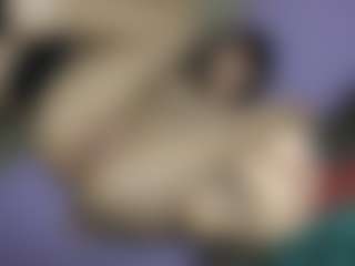submissive-extremee's Live Sex Cam Show