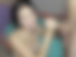 submissive-extremee's Live Sex Cam Show