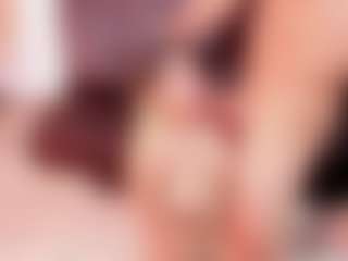 submissive-extremee's Live Sex Cam Show