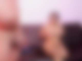 submissive-extremee's Live Sex Cam Show