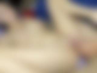 submissive-extremee's Live Sex Cam Show