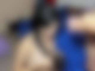 submissive-extremee's Live Sex Cam Show
