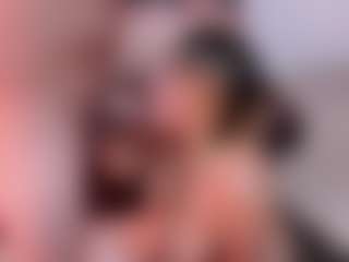 submissive-extremee's Live Sex Cam Show