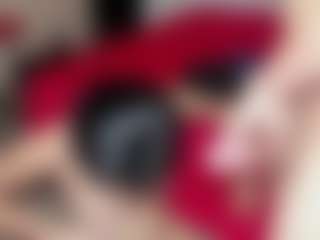 submissive-extremee's Live Sex Cam Show