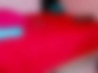 Live cam show with submissive-extremee - Strip on Camiplay Live