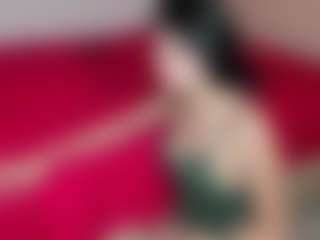 submissive-extremee's Live Sex Cam Show