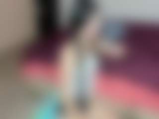 Live cam show with submissive-extremee - Brown Eyes on PervPlay.com
