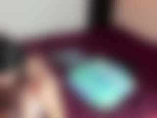 Live cam show with submissive-extremee - Strip on alttransgirls
