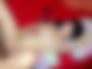 submissive-extremee's Live Sex Cam Show