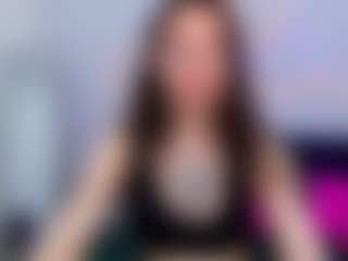 Live cam show with IvyDainty - Facial Piercings on live18s.com