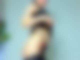 Live cam show with IvyDainty - Thin on SinfulBabes