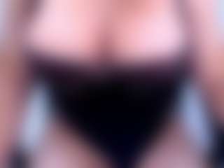 Live cam show with kathe-collins - Drinking on AdultVida.com