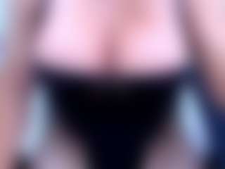 Live cam show with kathe-collins - Big Balls on TeamSkeetLive