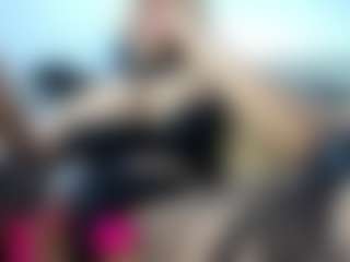laura-fit's Live Sex Cam Show