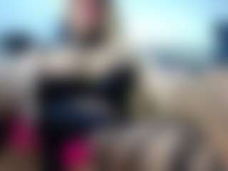laura-fit's Live Sex Cam Show