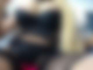laura-fit's Live Sex Cam Show