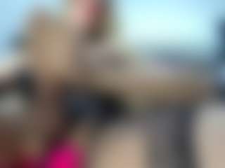 laura-fit's Live Sex Cam Show
