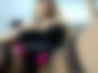 laura-fit's Live Sex Cam Show