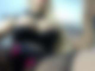 laura-fit's Live Sex Cam Show
