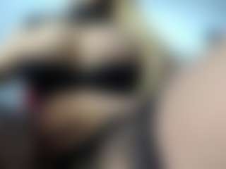 laura-fit's Live Sex Cam Show