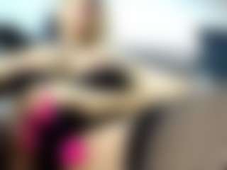 laura-fit's Live Sex Cam Show