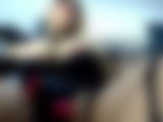 laura-fit's Live Sex Cam Show