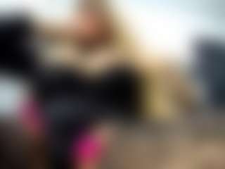 laura-fit's Live Sex Cam Show