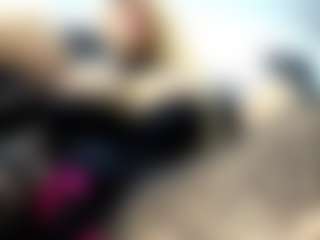 laura-fit's Live Sex Cam Show