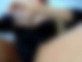 laura-fit's Live Sex Cam Show