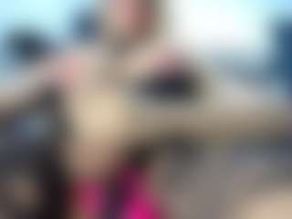 laura-fit's Live Sex Cam Show