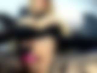 laura-fit's Live Sex Cam Show