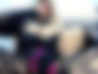 Live cam show with laura-fit - Latina on Soda Cam | colombia