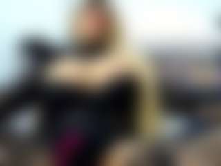 Live cam show with laura-fit - No Smoking on Cam Slut