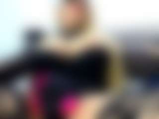Live cam show with laura-fit - Tattoos on camwithhim.com