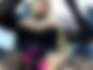 Live cam show with laura-fit - Big Cock on Strip Flash - Live Sex Shows