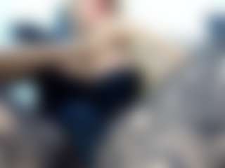 Live cam show with laura-fit - Drinking on nudelive.tv