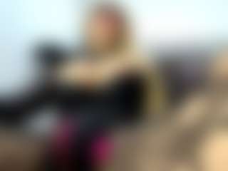 Live cam show with laura-fit - Arabic on crypto-cams